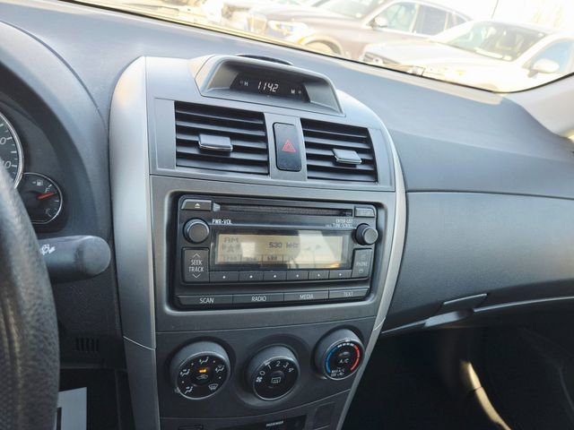 Used 2012 Toyota Corolla S image 22
