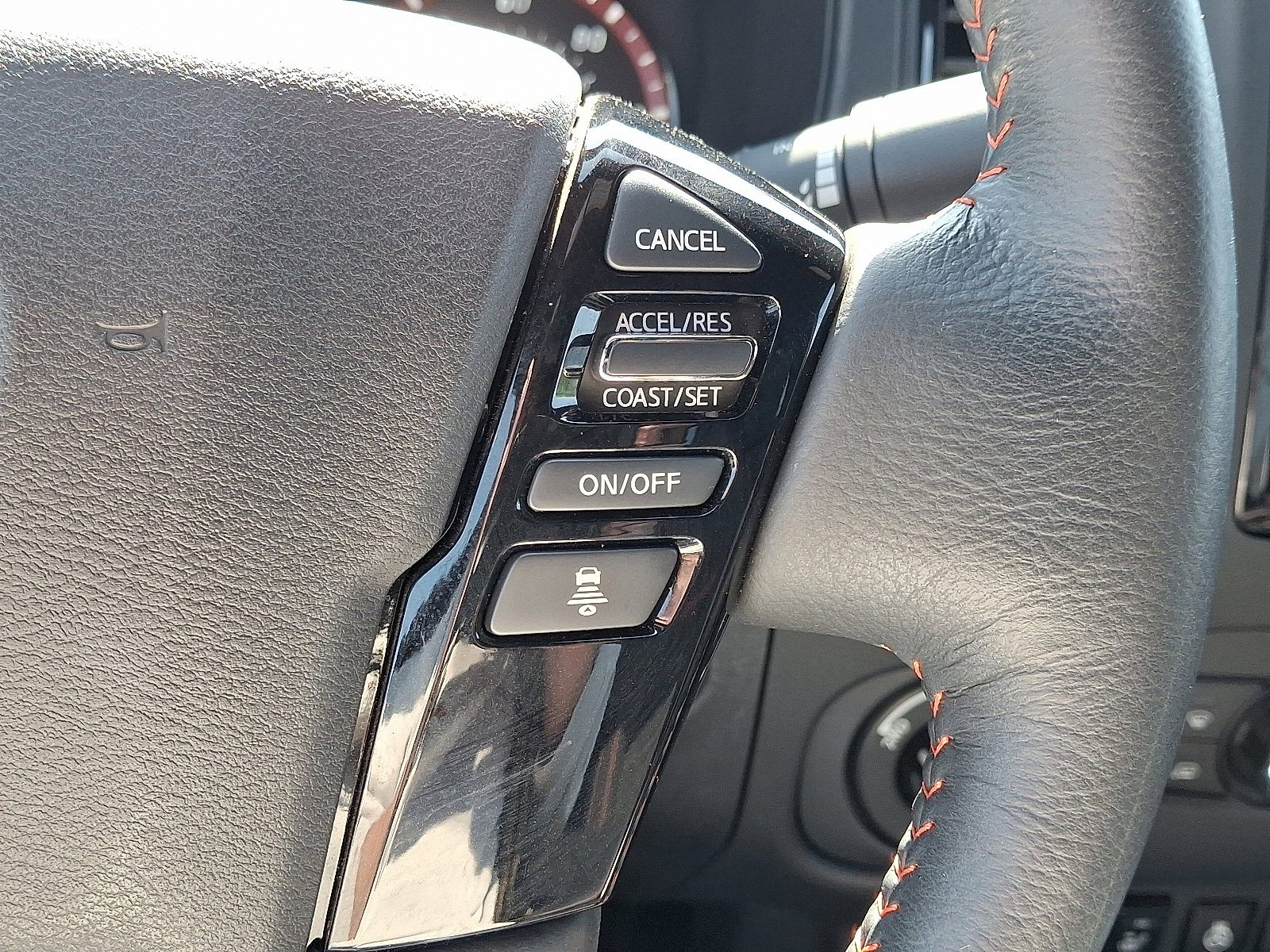 Certified 2024 Nissan Frontier PRO-4X w/ Pro Convenience Package AWD/4WD image 25