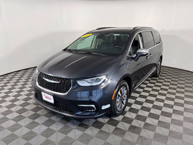 Used 2021 Chrysler Pacifica Limited FWD image 3