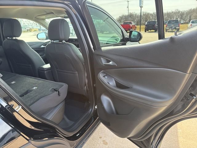 Used 2025 Buick Encore GX Preferred image 38