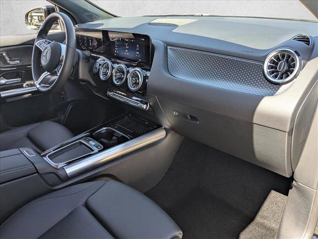 Used 2025 Mercedes-Benz GLA 250 image 21