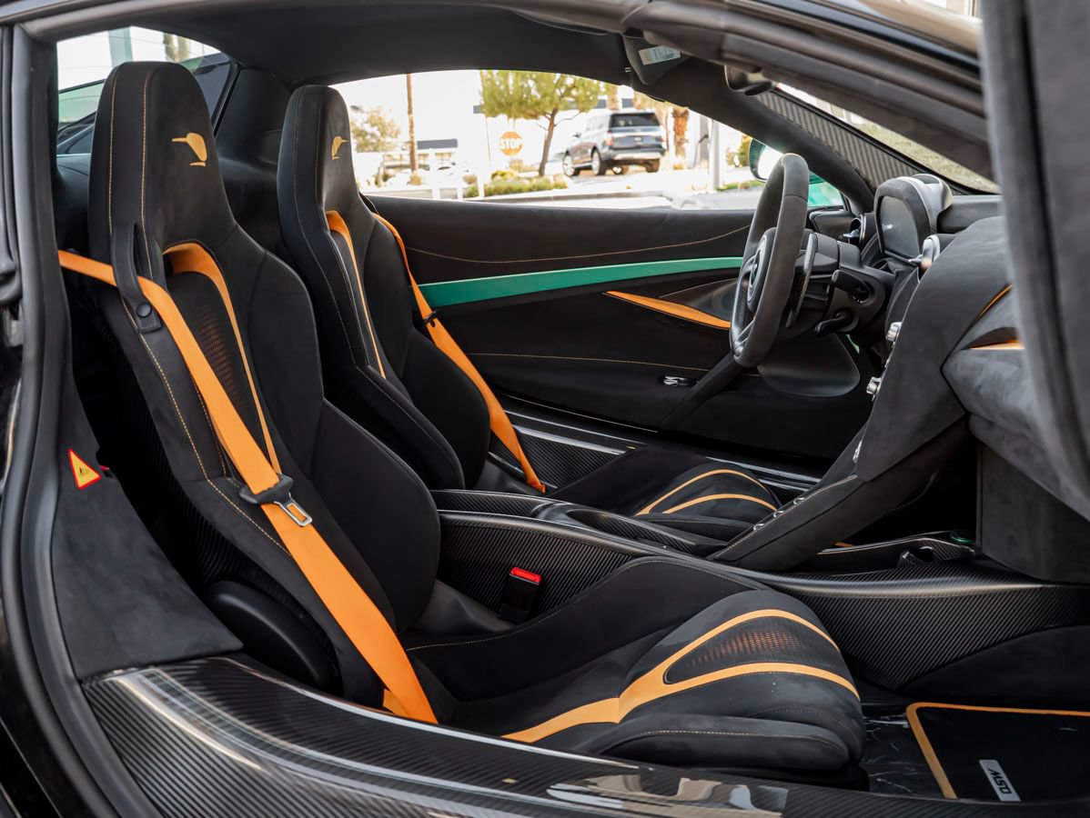 Used 2022 McLaren 765LT RWD image 38