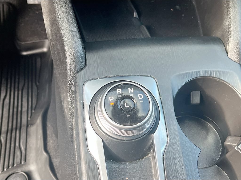 Used 2024 Ford Escape Platinum w/ Premium Technology Package AWD/4WD image 17