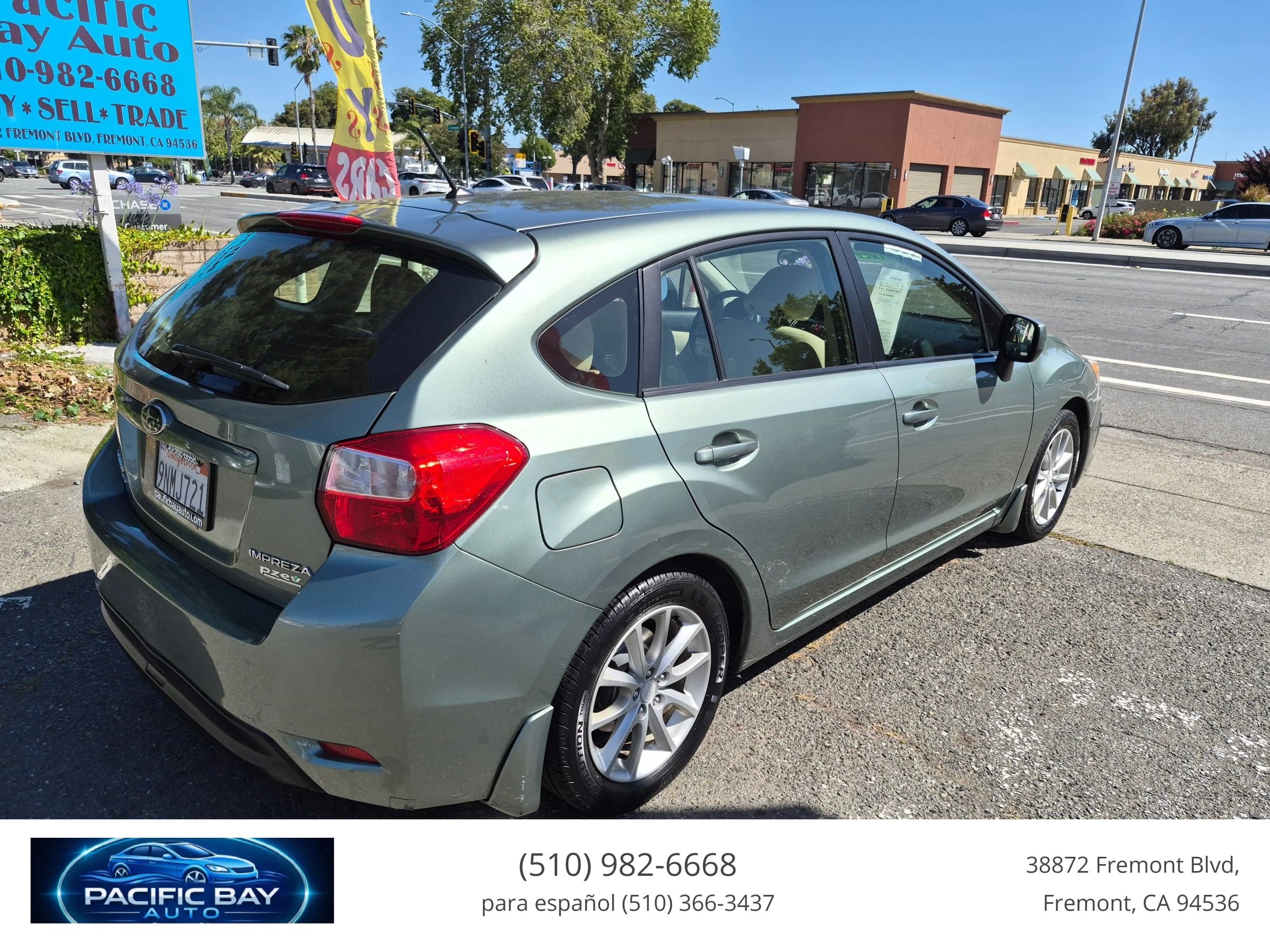 Used 2014 Subaru Impreza 2.0i Premium w/ All-Weather Package w/CVT AWD/4WD image 7