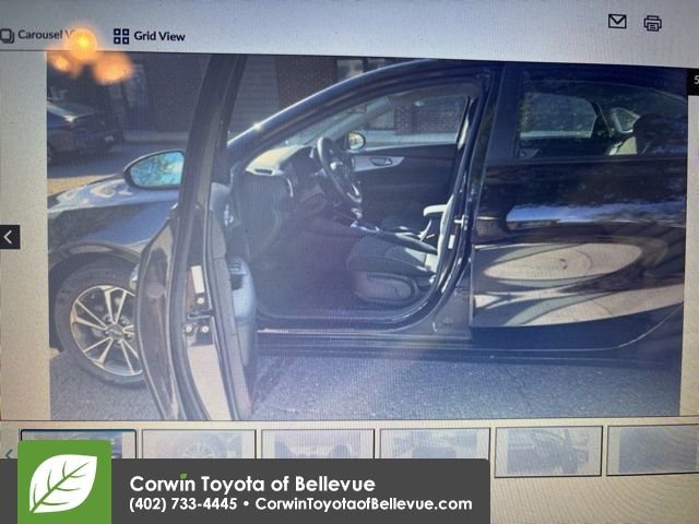 Used 2023 Kia Forte LXS FWD image 3