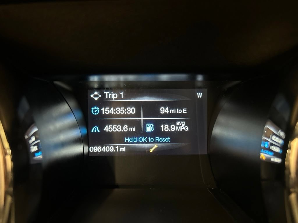 Used 2017 Ford Mustang GT w/ Black Accent Package RWD image 22