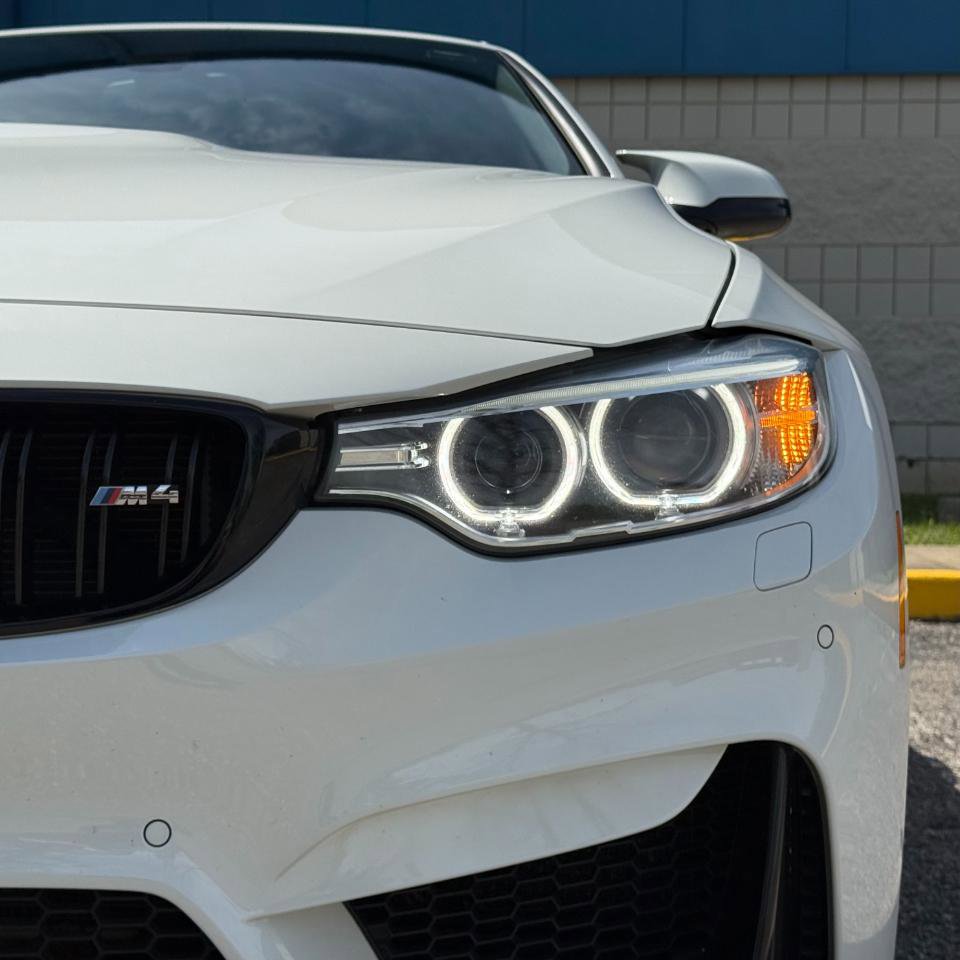 Used 2017 BMW M4 Convertible RWD image 37