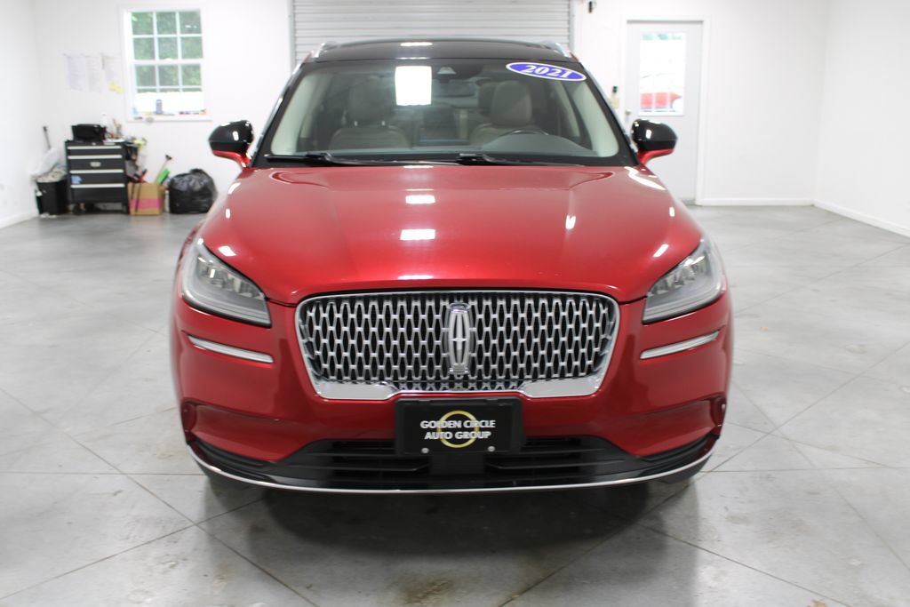 Used 2021 Lincoln Corsair AWD w/ Premium Package image 3