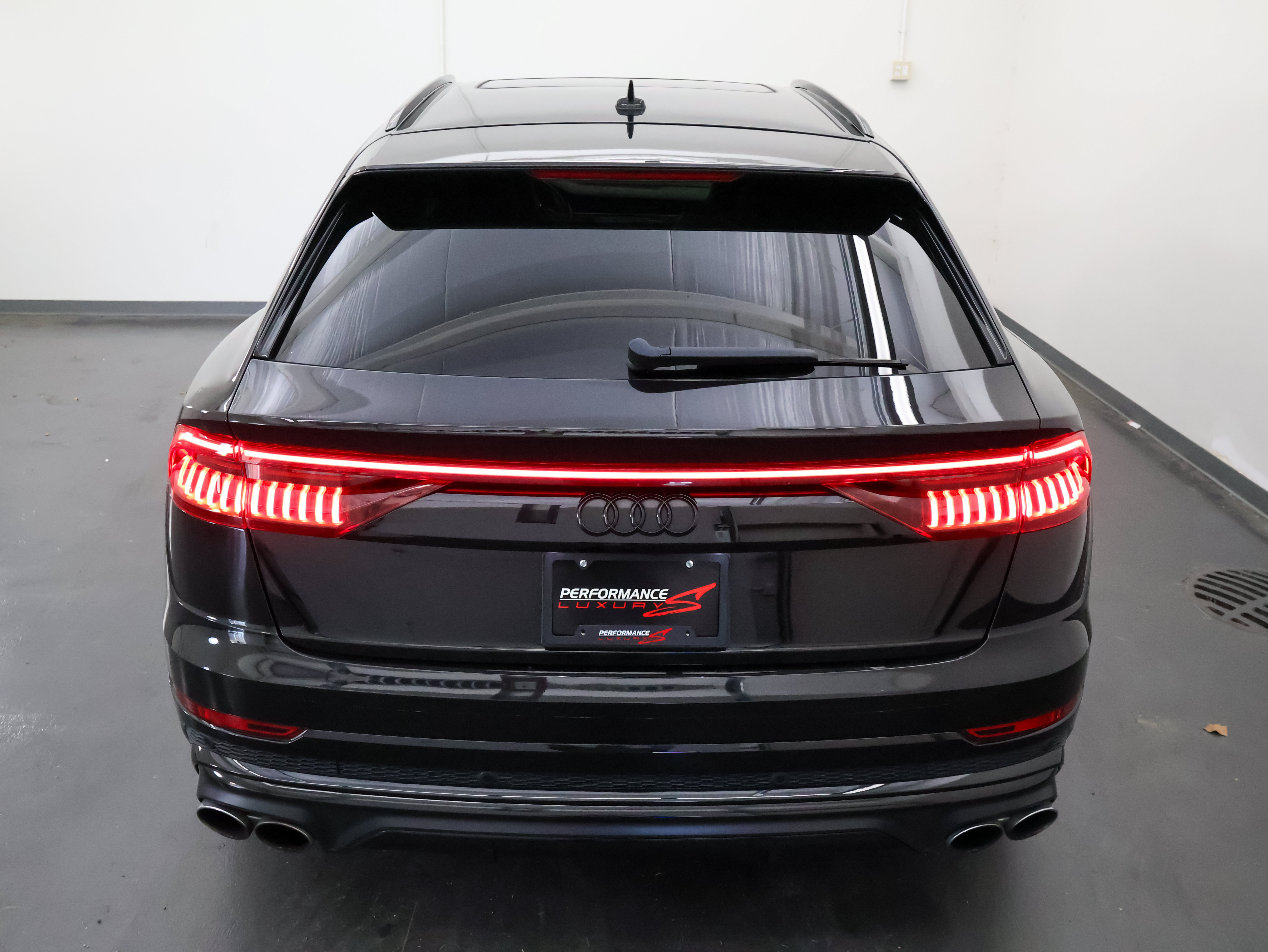 Used 2022 Audi SQ8 Premium Plus AWD/4WD image 10