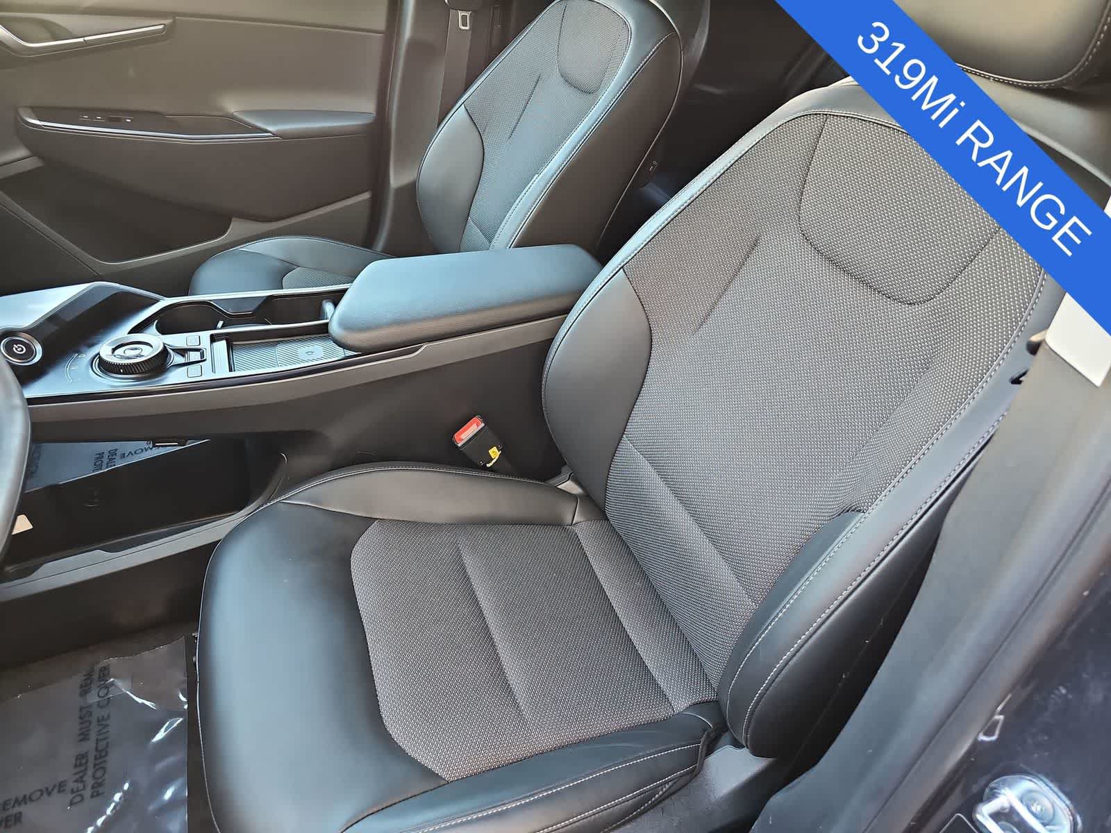 Used 2025 Kia EV6 Light w/ Light LR Technology Package RWD image 15