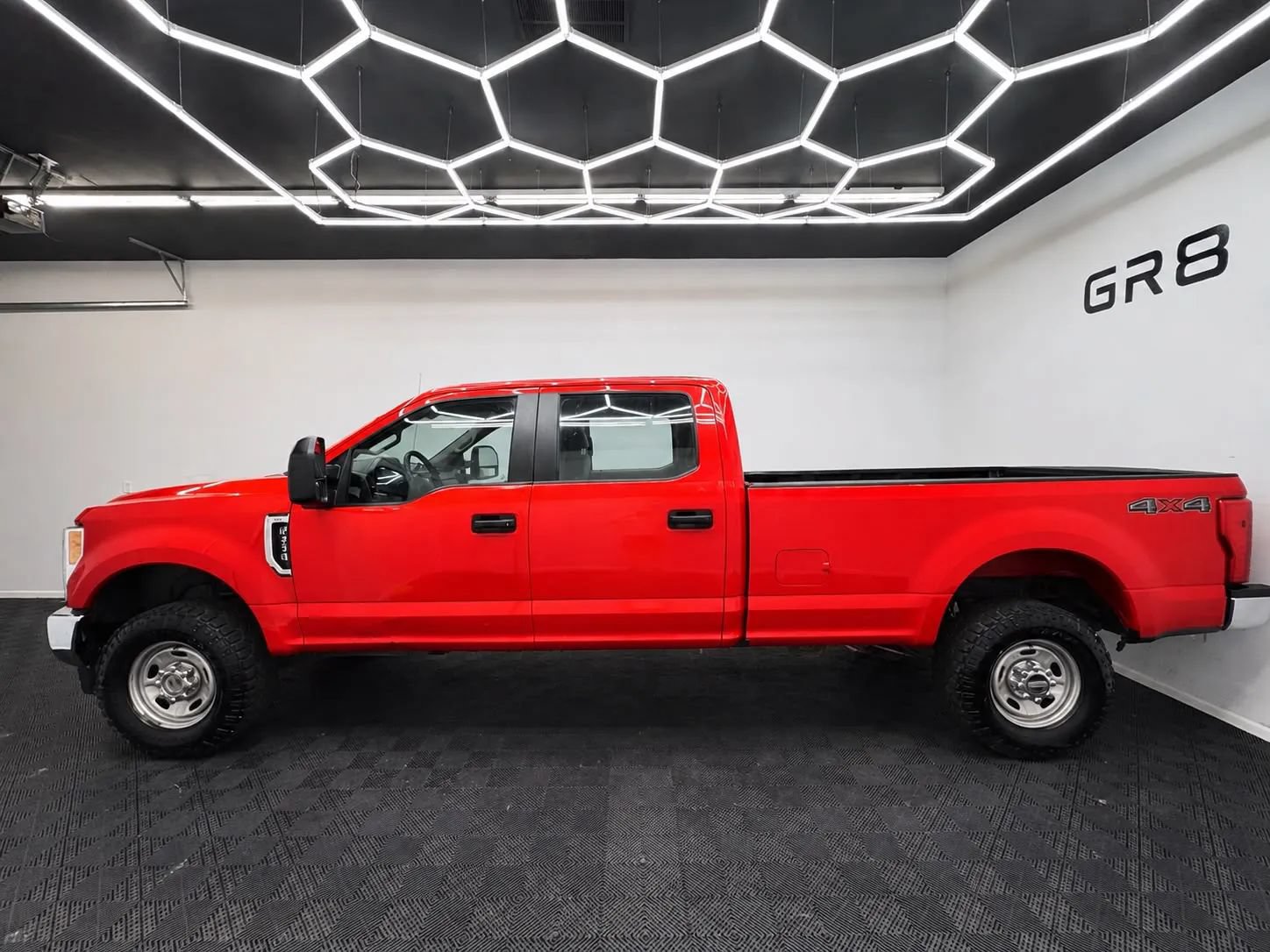 Used 2019 Ford F250 XL w/ XL Value Package AWD/4WD image 4
