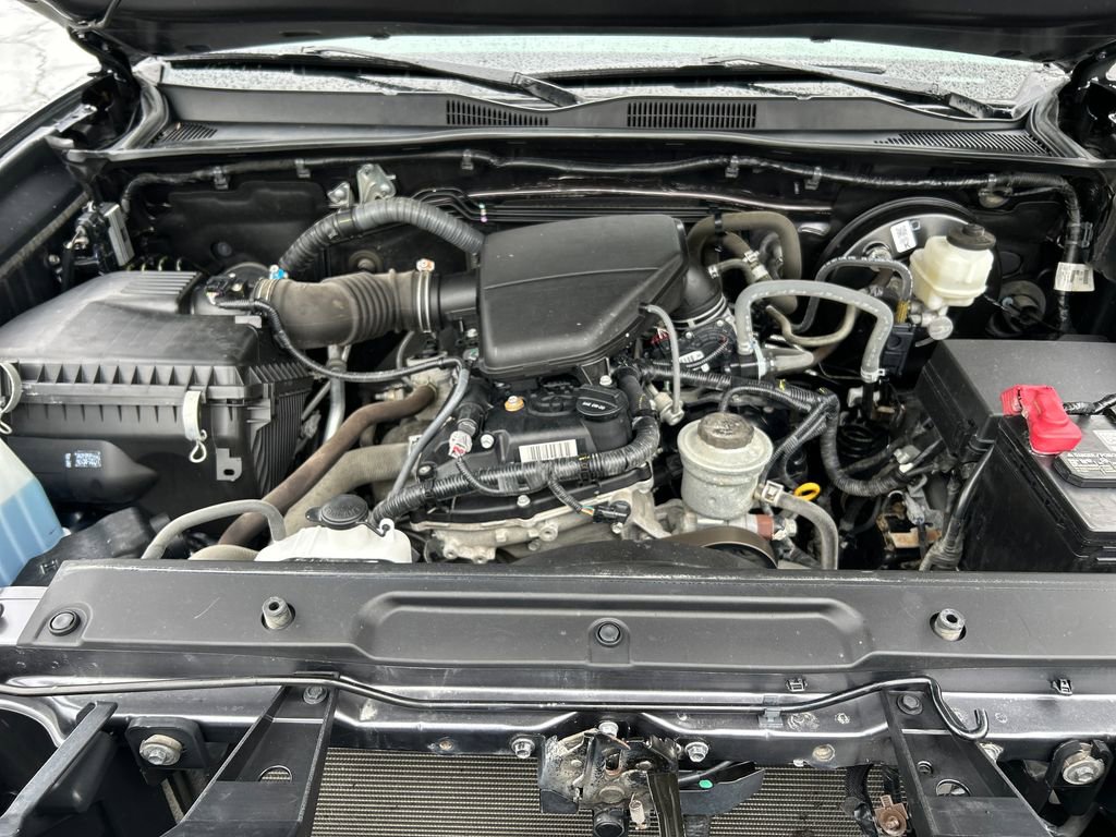 Used 2022 Toyota Tacoma SR AWD/4WD image 26