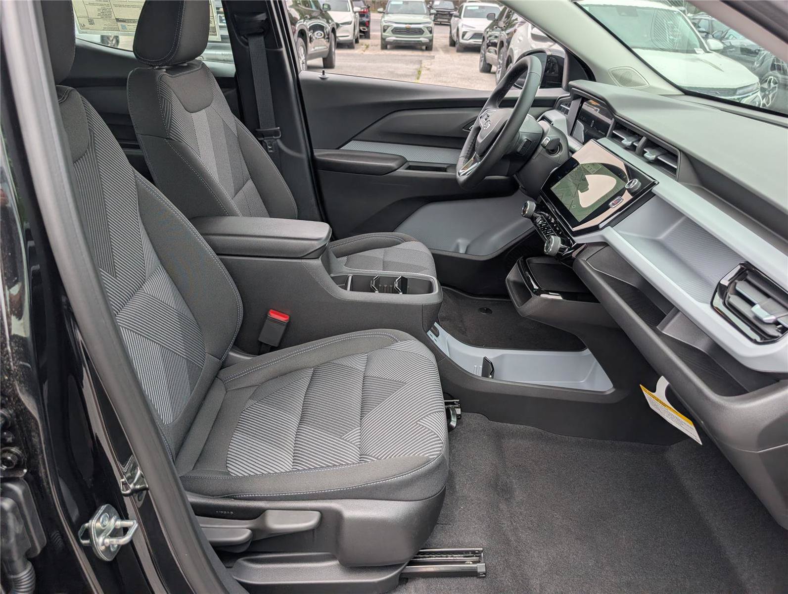 New 2027 Chevrolet Bolt LT w/ Comfort Package FWD image 6