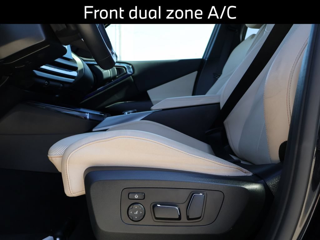 Certified 2025 BMW X3 xDrive30i AWD/4WD image 10