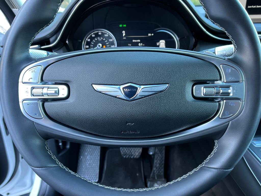 Used 2023 Genesis GV70 2.5T w/ Select Package image 14
