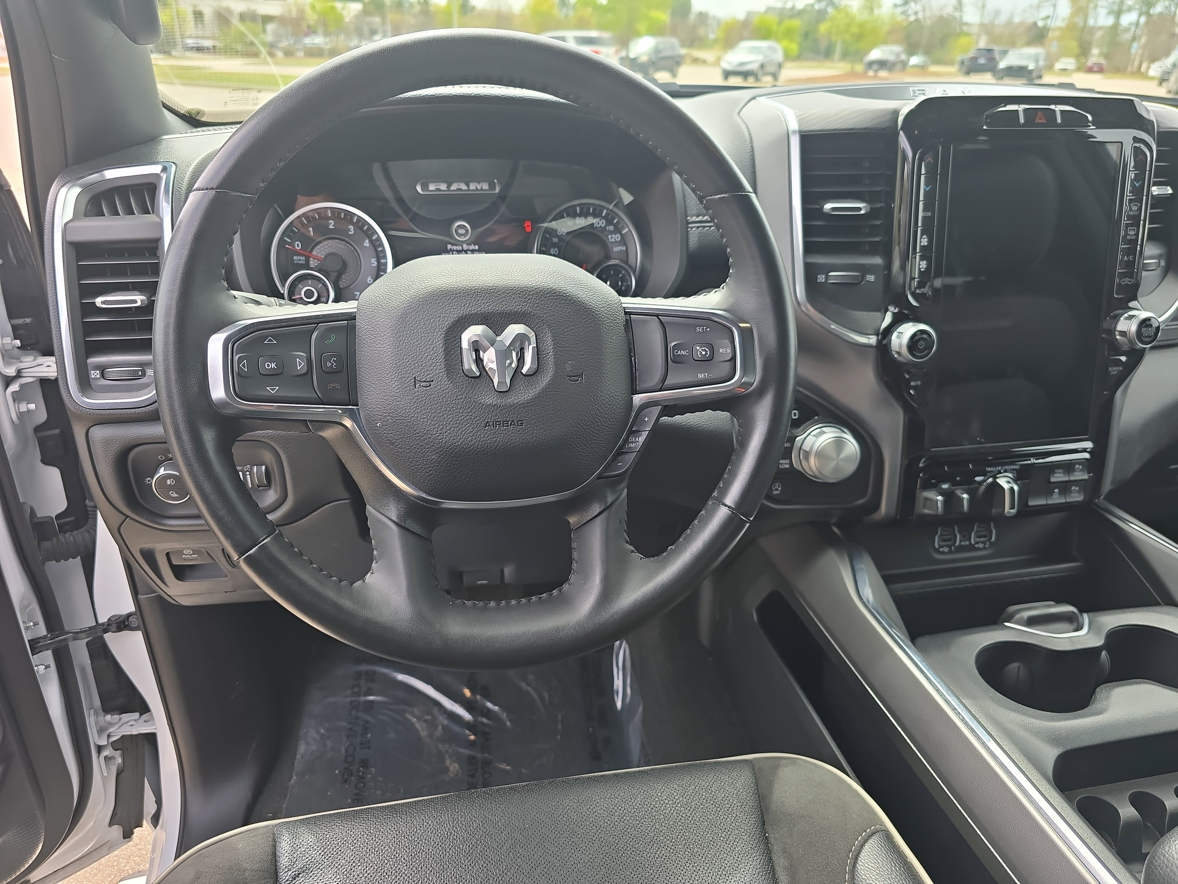 Used 2024 RAM 1500 Laramie image 16