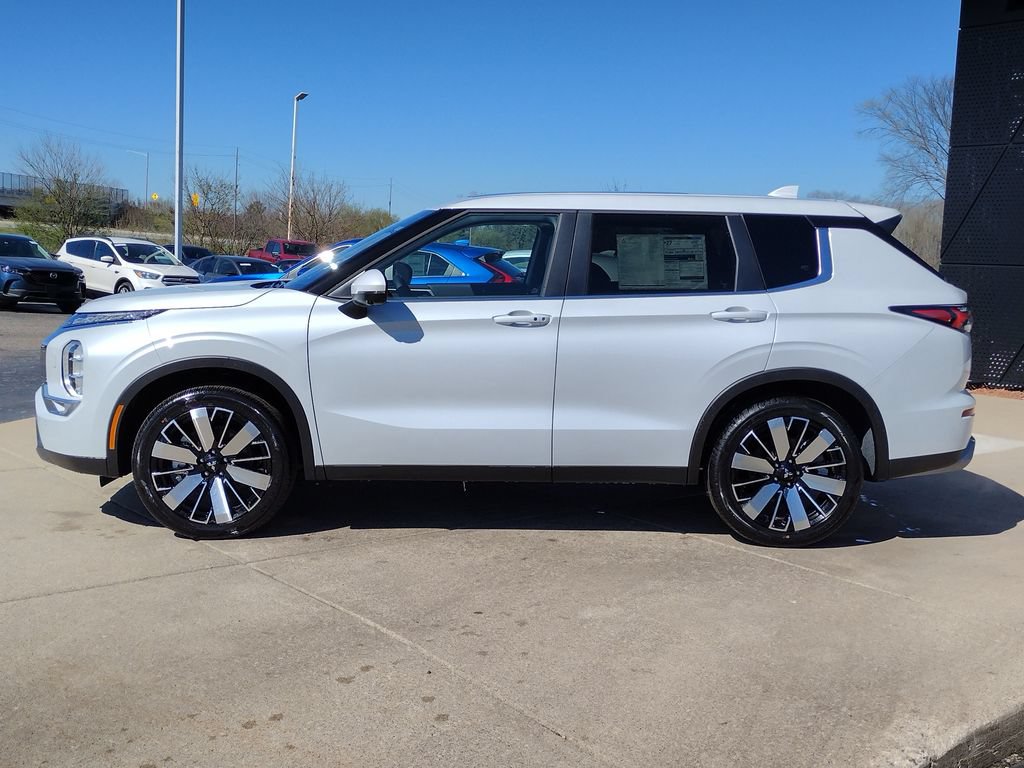 New 2026 Mitsubishi Outlander SE AWD/4WD image 19