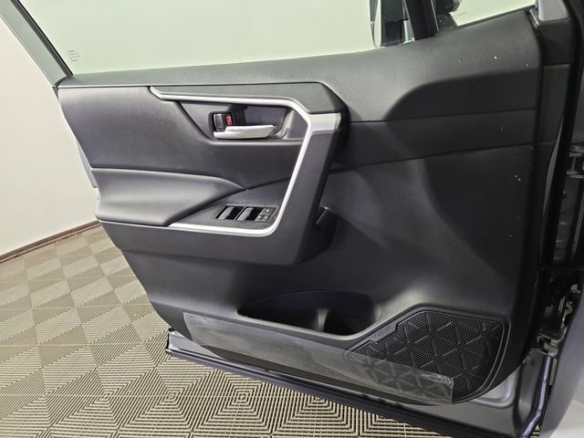 New 2025 Toyota RAV4 XLE image 32