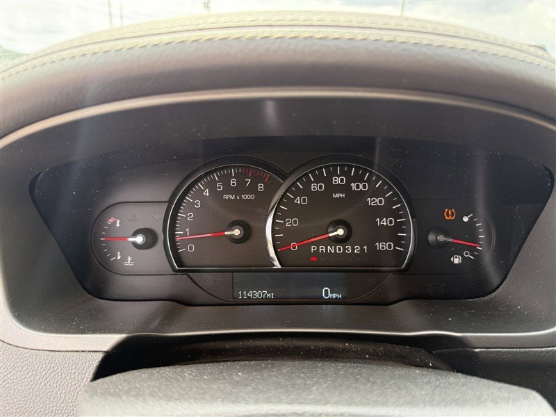 Used 2010 Cadillac DTS Platinum FWD image 10
