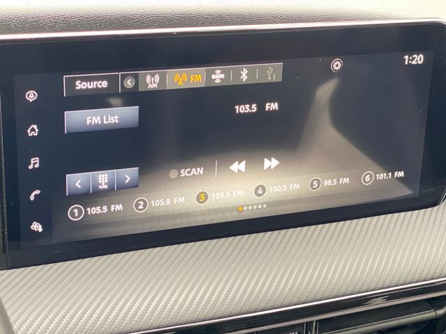 Certified 2025 Nissan Kicks SR AWD/4WD image 19