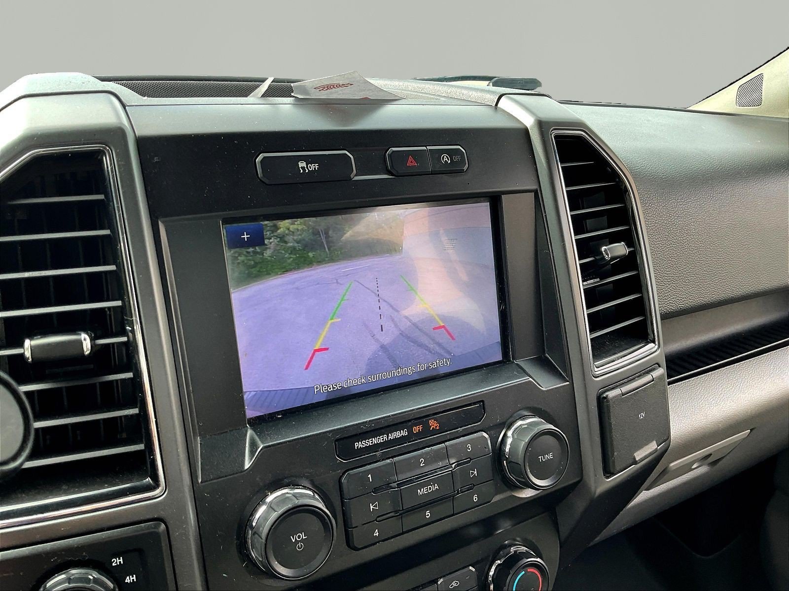 Used 2019 Ford F150 4x4 SuperCrew image 15
