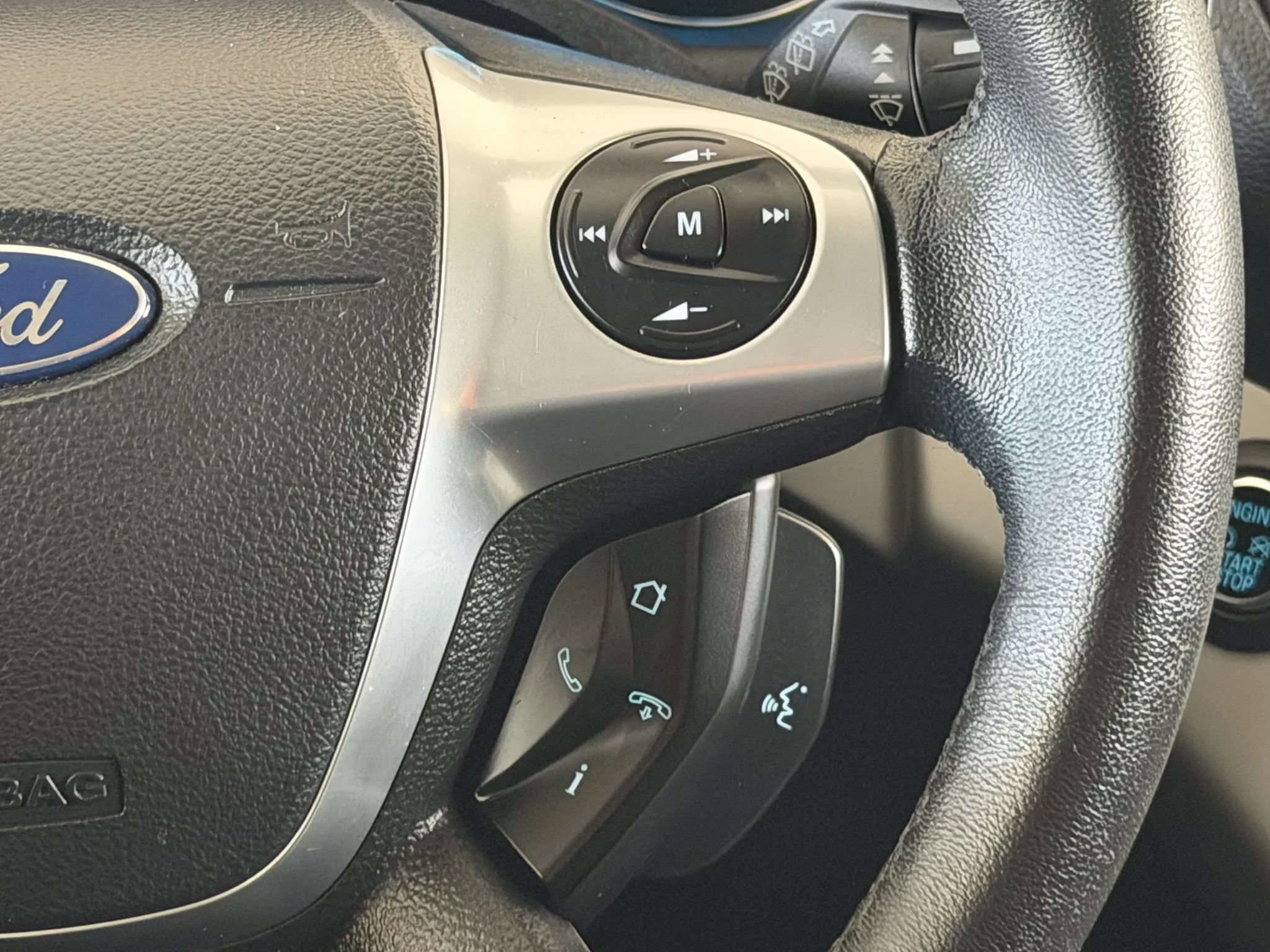 Used 2013 Ford Escape SEL AWD/4WD image 29
