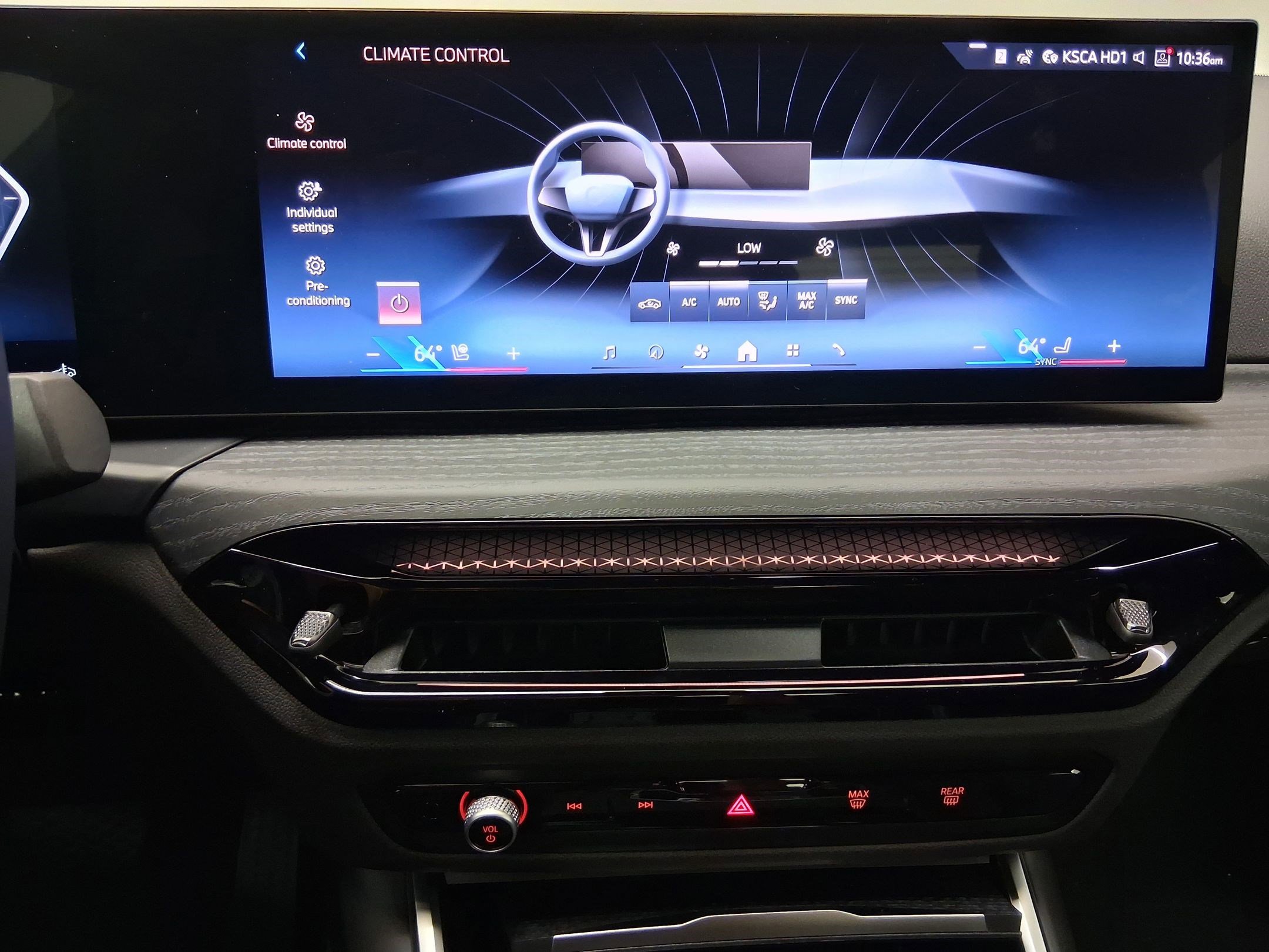 New 2026 BMW 330i Sedan w/ Convenience Package image 23