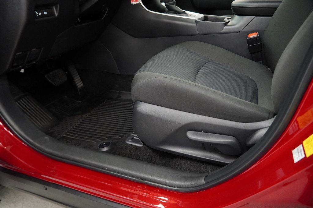 Used 2025 Toyota RAV4 LE image 38