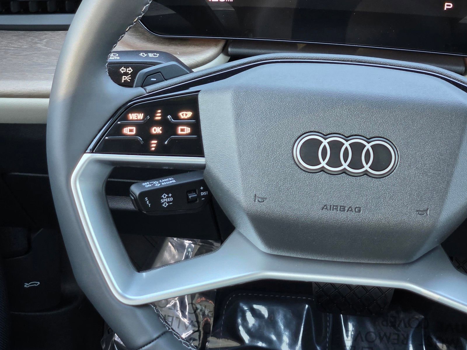 Used 2025 Audi Q5 Premium Plus w/ Premium Plus AWD/4WD image 15