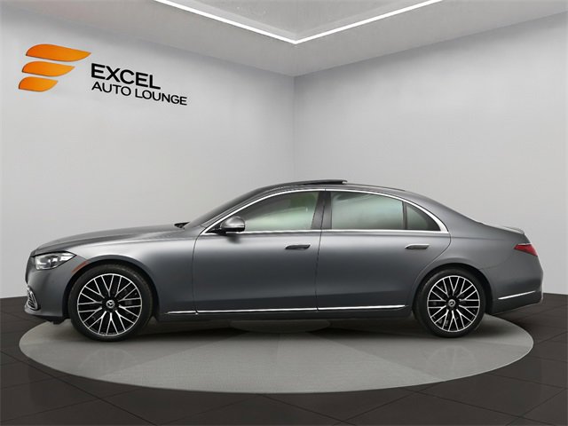 Used 2022 Mercedes-Benz S 580 4MATIC Sedan w/ 3D Technology Package image 2