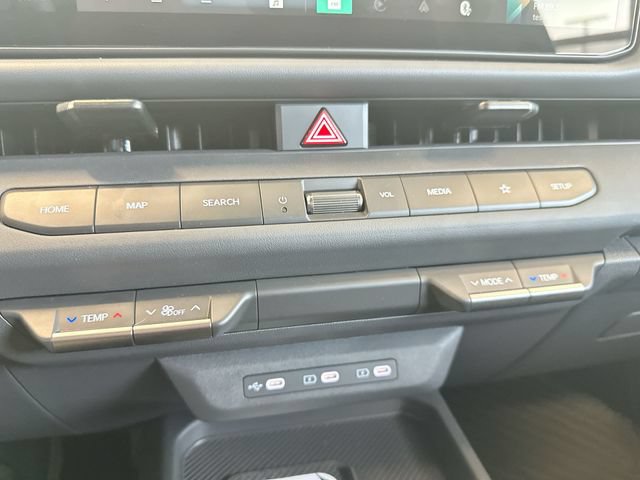 Certified 2027 Kia Seltos X-Line S w/ X-Line S Premium Package AWD/4WD image 19