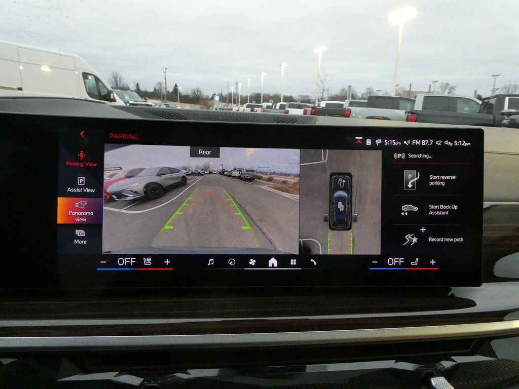 Used 2026 BMW X7 xDrive40i image 5