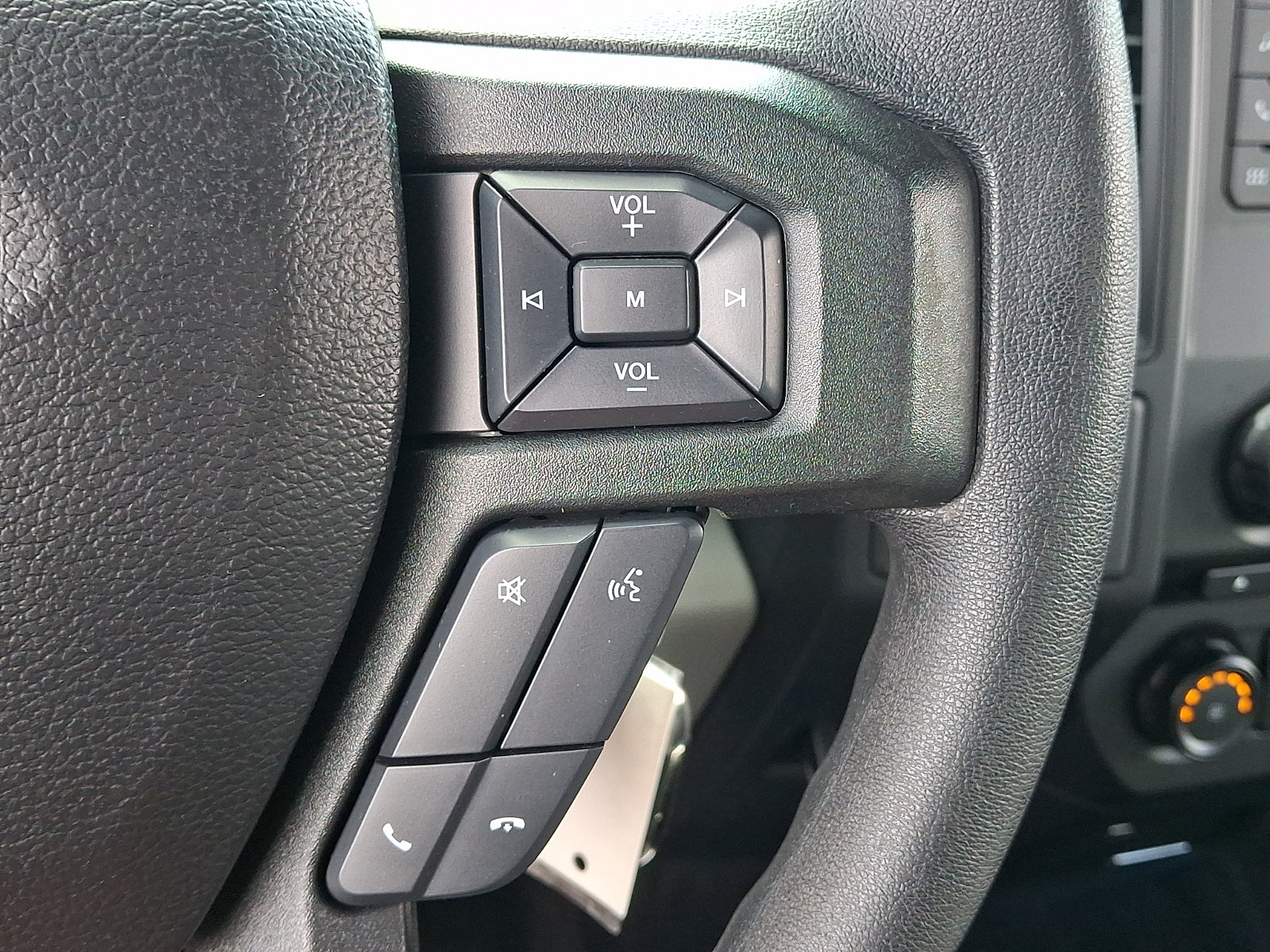 Certified 2018 Ford F150 XL w/ Equipment Group 101A Mid RWD image 25
