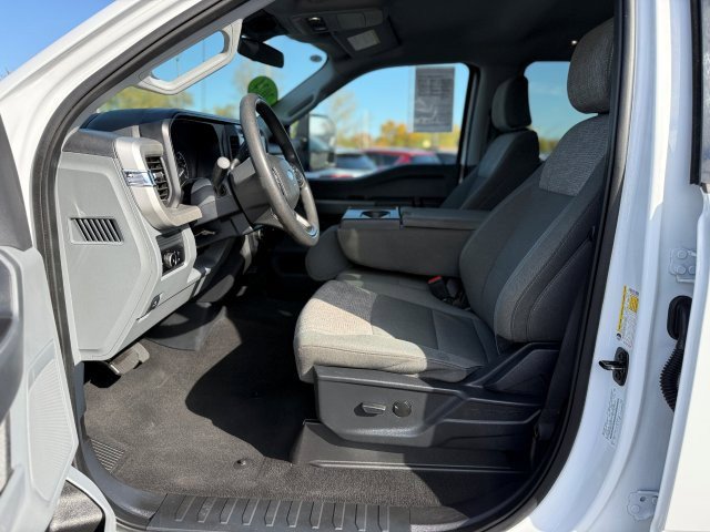 Used 2024 Ford F250 XLT image 14