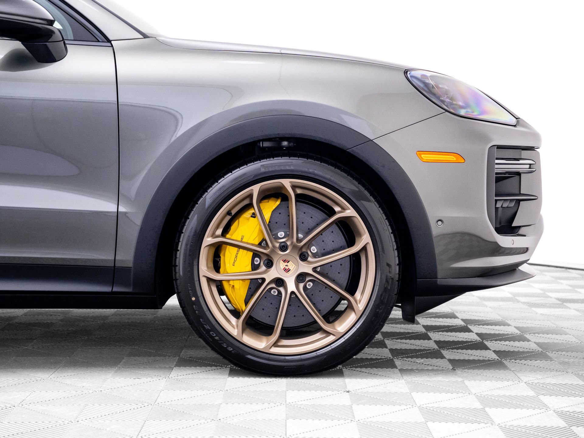 New 2026 Porsche Cayenne Turbo GT AWD/4WD image 34