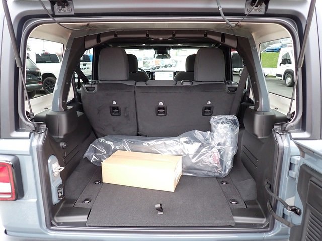 New 2025 Jeep Wrangler Sport S image 6