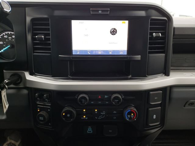 New 2026 Ford F550 4x4 Crew Cab image 19