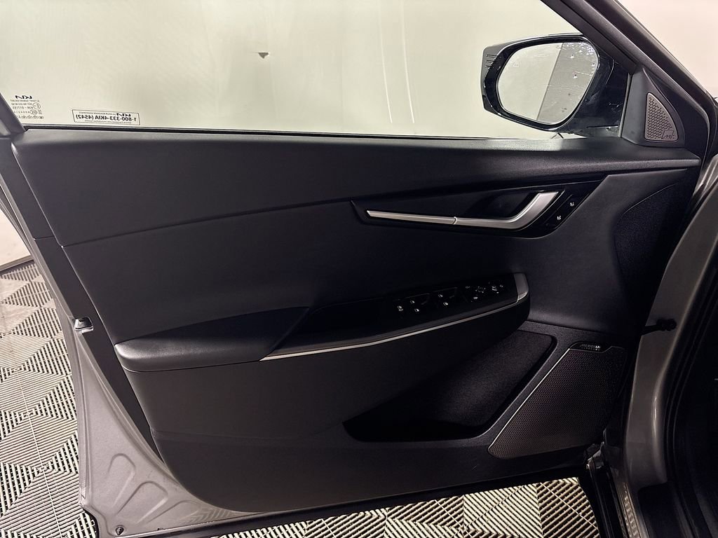Certified 2023 Kia EV6 Wind image 11