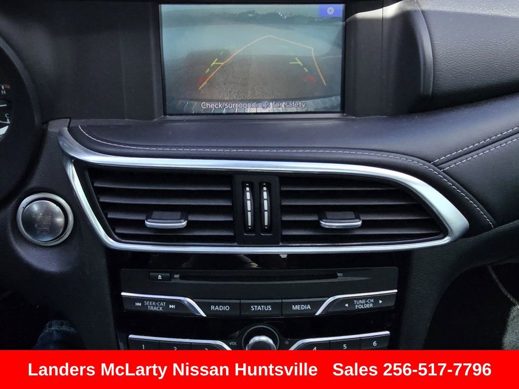 Used 2019 INFINITI QX30 image 20