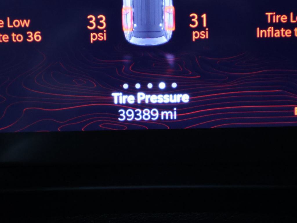 Used 2024 Jeep Grand Cherokee Limited image 36