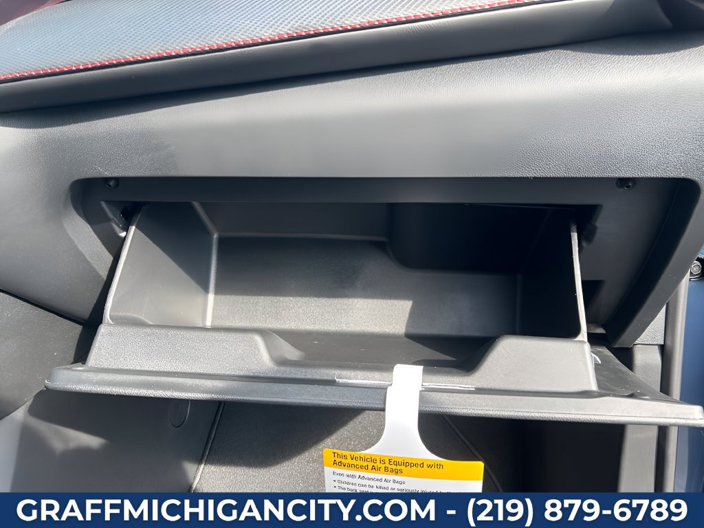 New 2027 Chevrolet Equinox RS FWD image 31