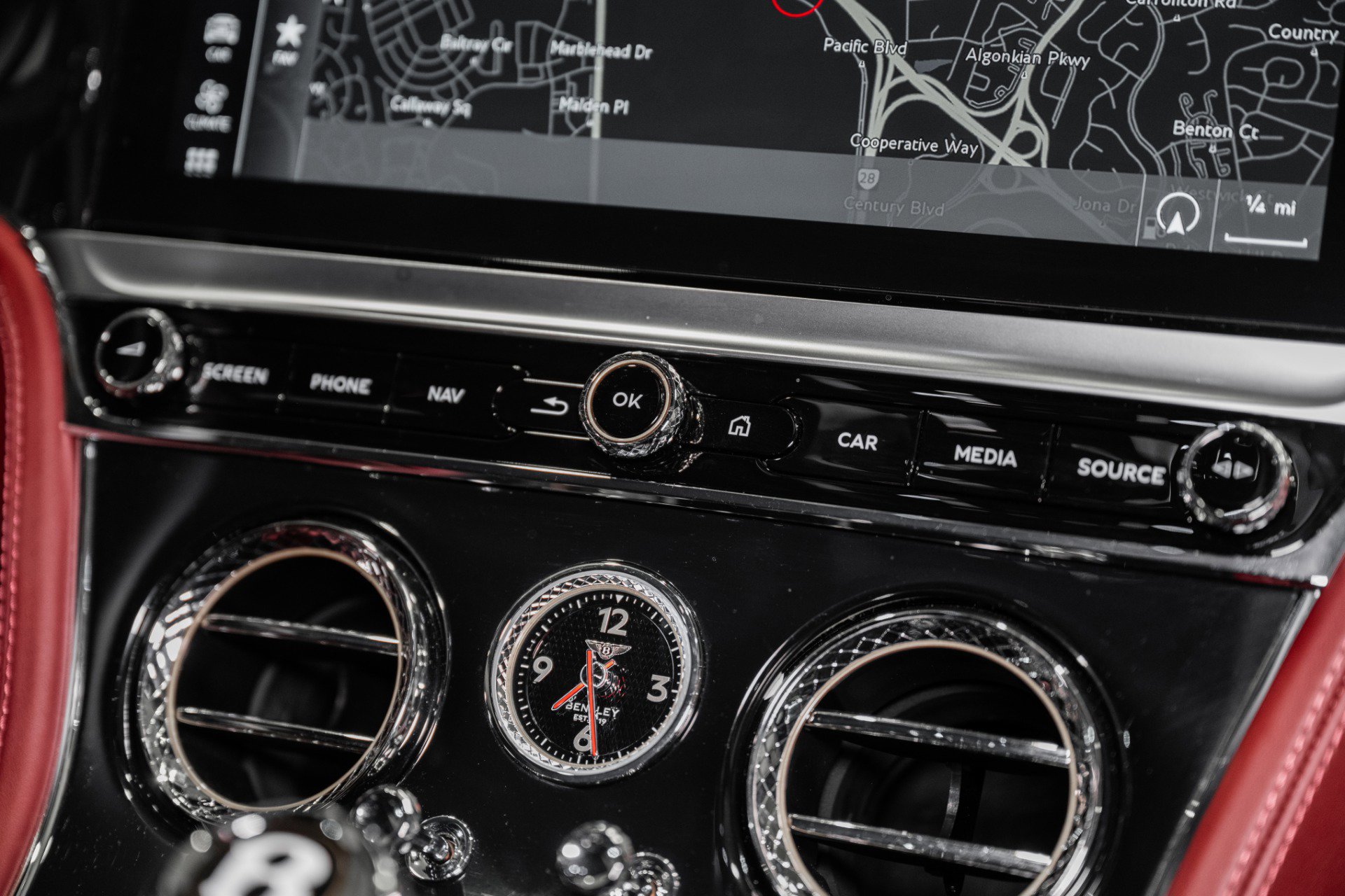 Used 2020 Bentley Continental GT image 30