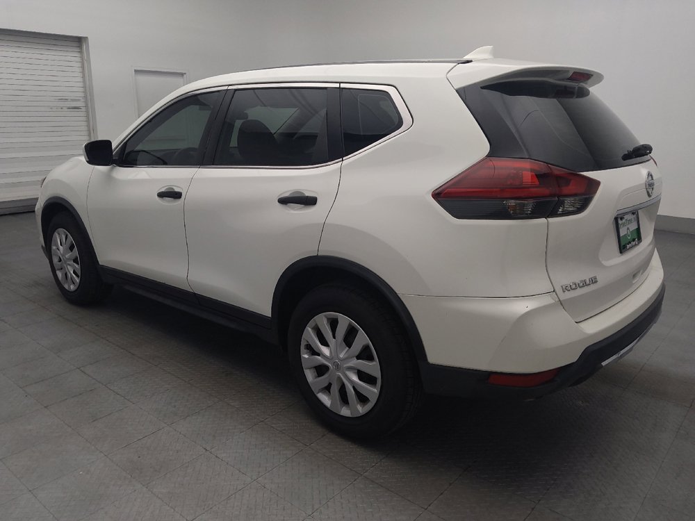 Used 2019 Nissan Rogue S FWD image 3