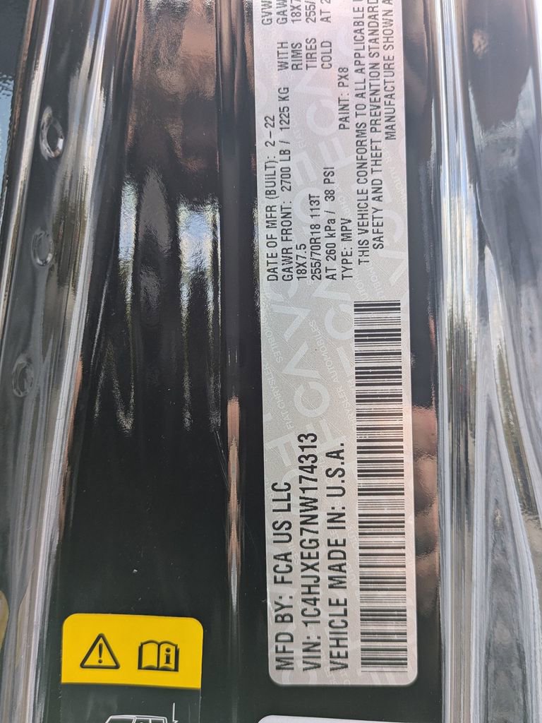 Used 2022 Jeep Wrangler Unlimited Sahara image 33