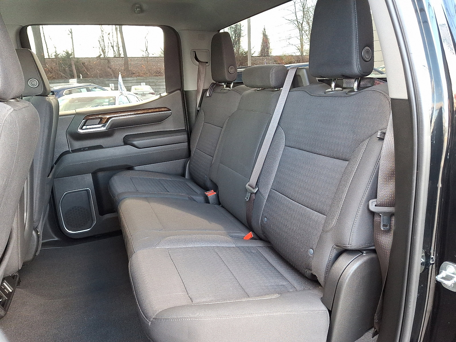 Used 2023 GMC Sierra 1500 SLE image 8