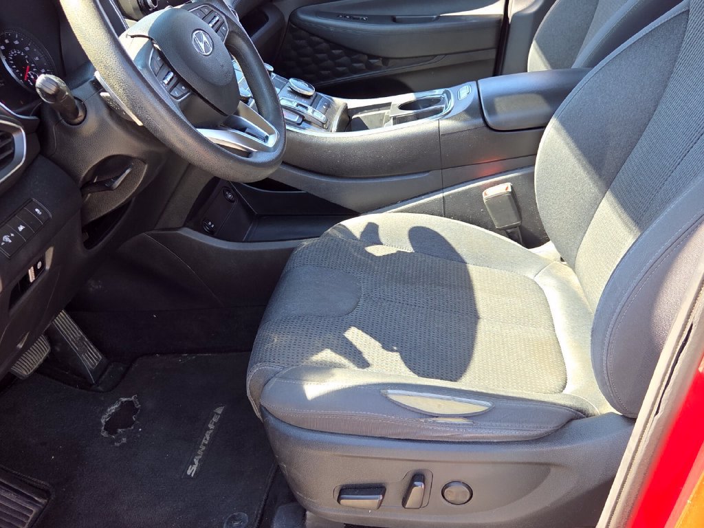 Used 2021 Hyundai Santa Fe SEL FWD image 3