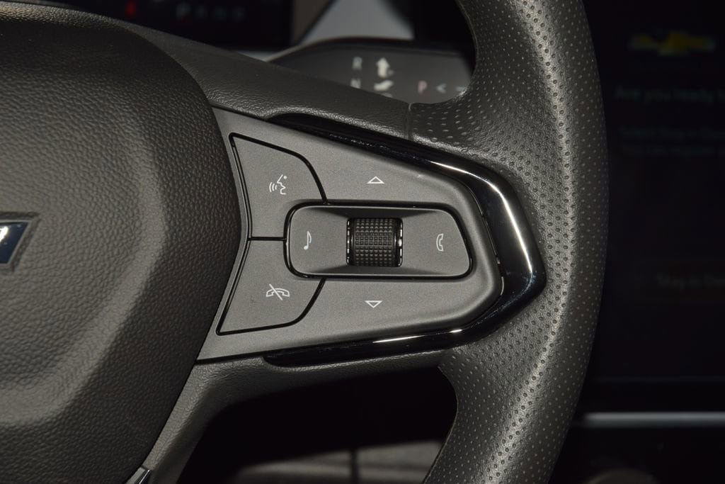 New 2027 Chevrolet Bolt LT FWD image 34