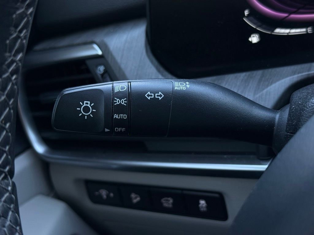 Certified 2023 Kia Telluride EX w/ EX Captain's Chair Package image 36