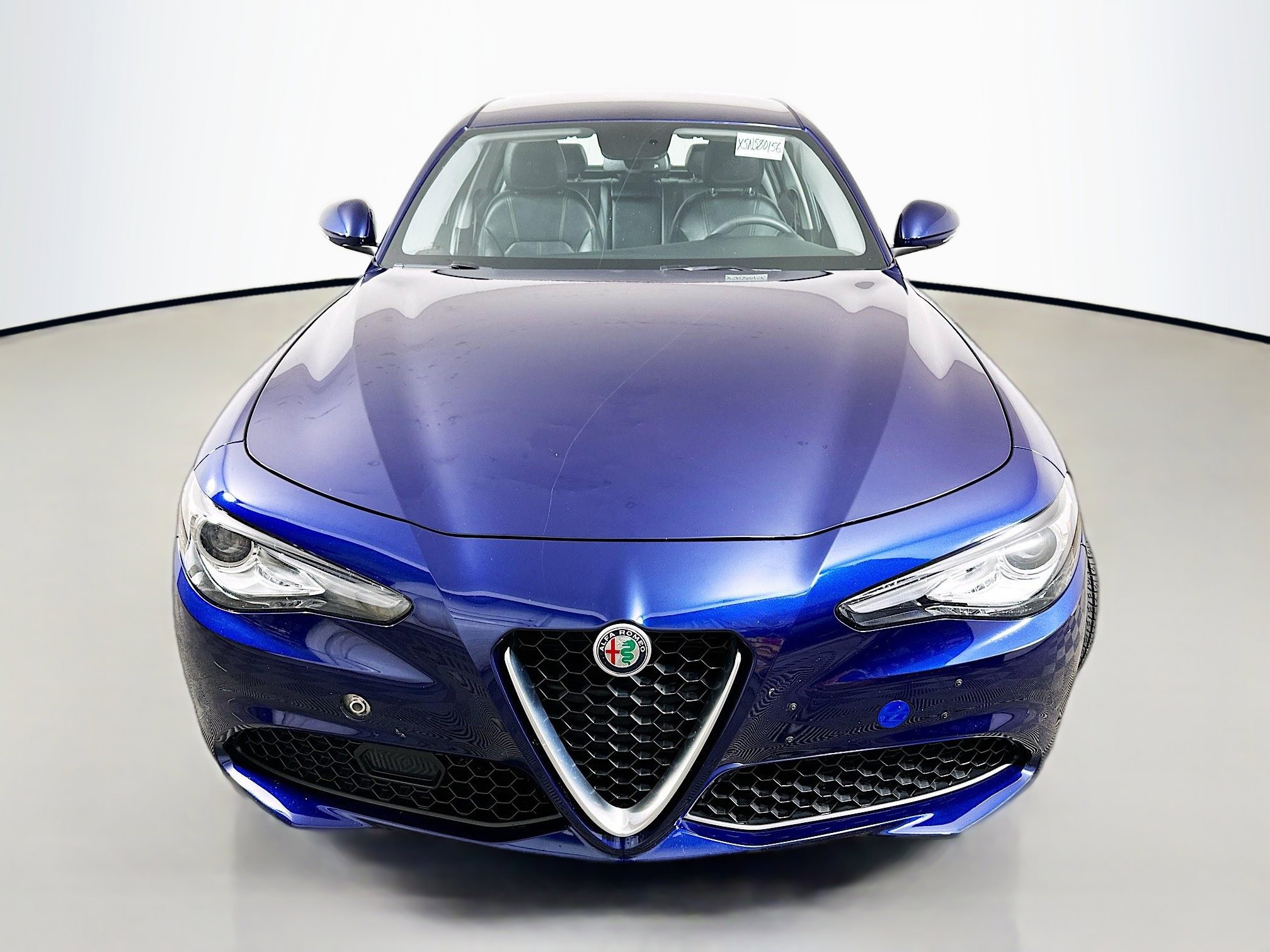 Used 2018 Alfa Romeo Giulia AWD image 2