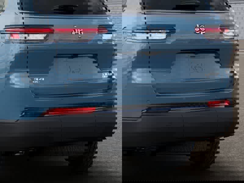 New 2026 Jeep Grand Cherokee L Limited image 13